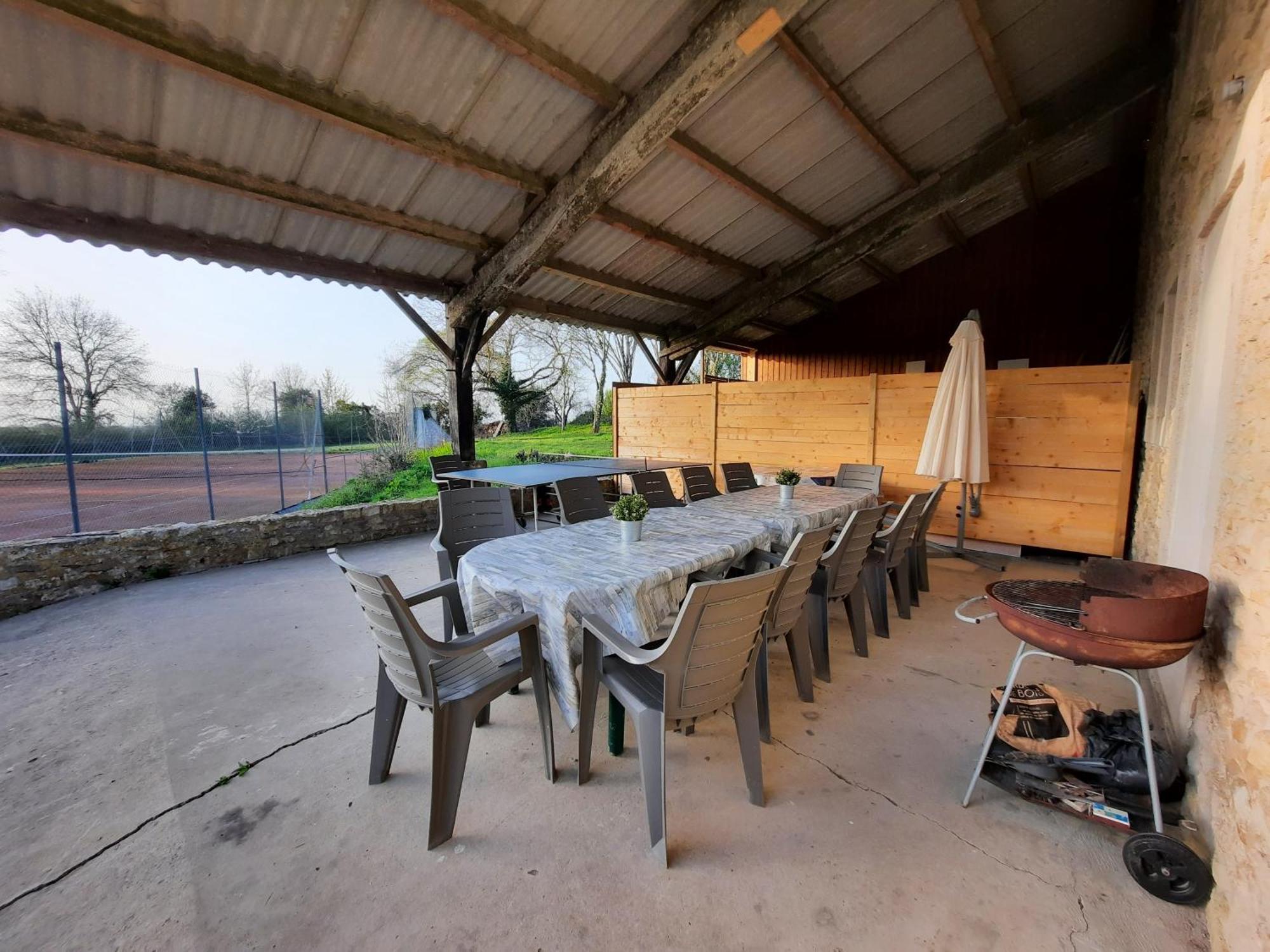 Domaine De Fontsauzine - Gites Et Chambre D'Hotes Genouille  Bagian luar foto