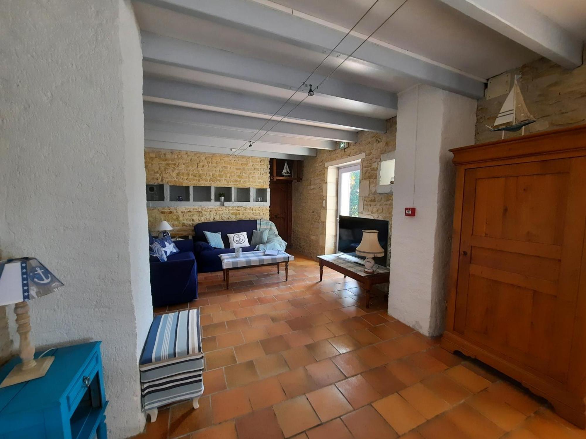 Domaine De Fontsauzine - Gites Et Chambre D'Hotes Genouille  Bagian luar foto