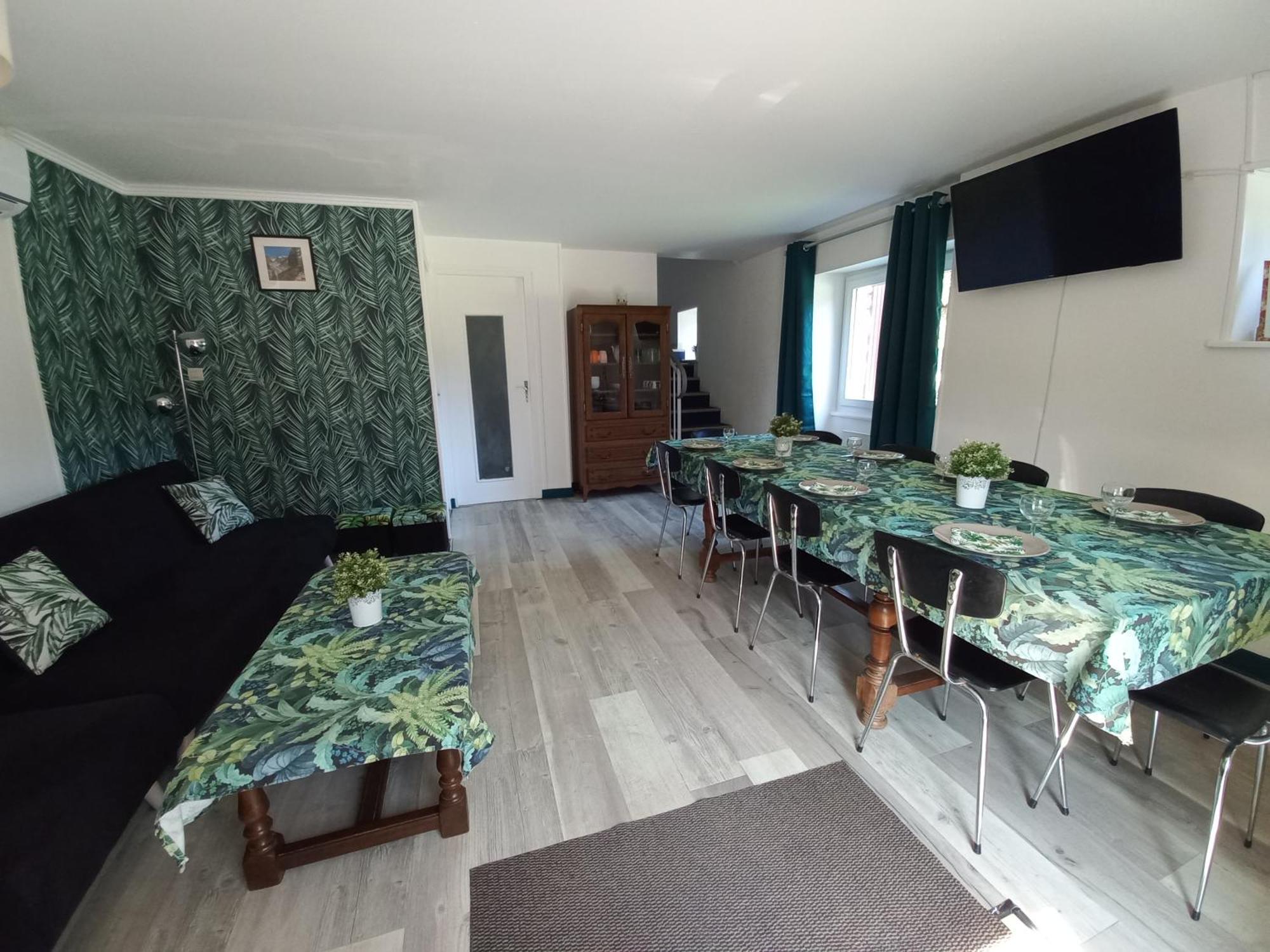 Domaine De Fontsauzine - Gites Et Chambre D'Hotes Genouille  Bagian luar foto